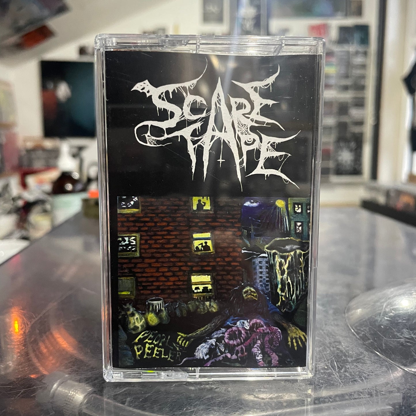 Scare tape - People Peeler